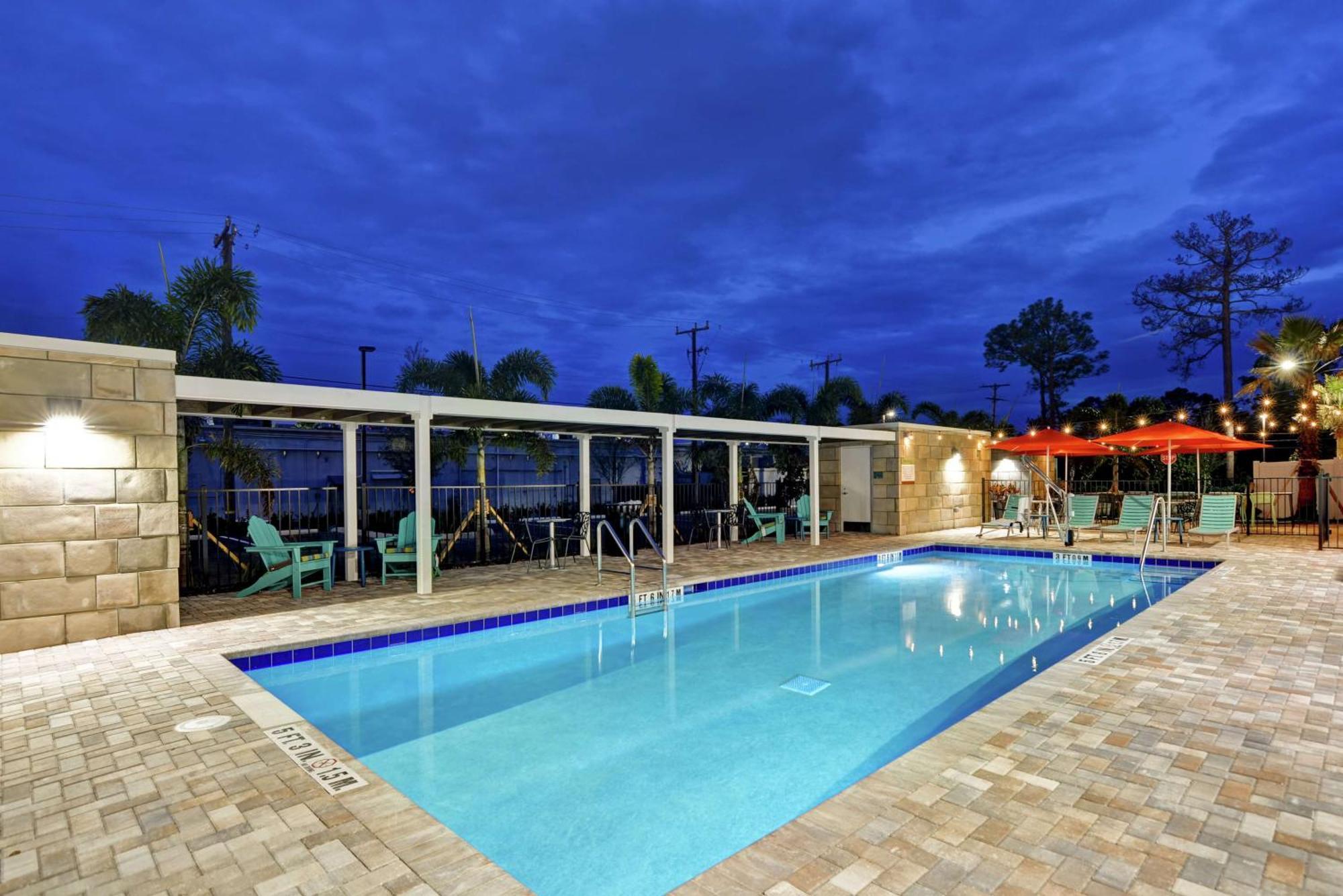 Home2 Suites By Hilton Daytona Beach Speedway מראה חיצוני תמונה